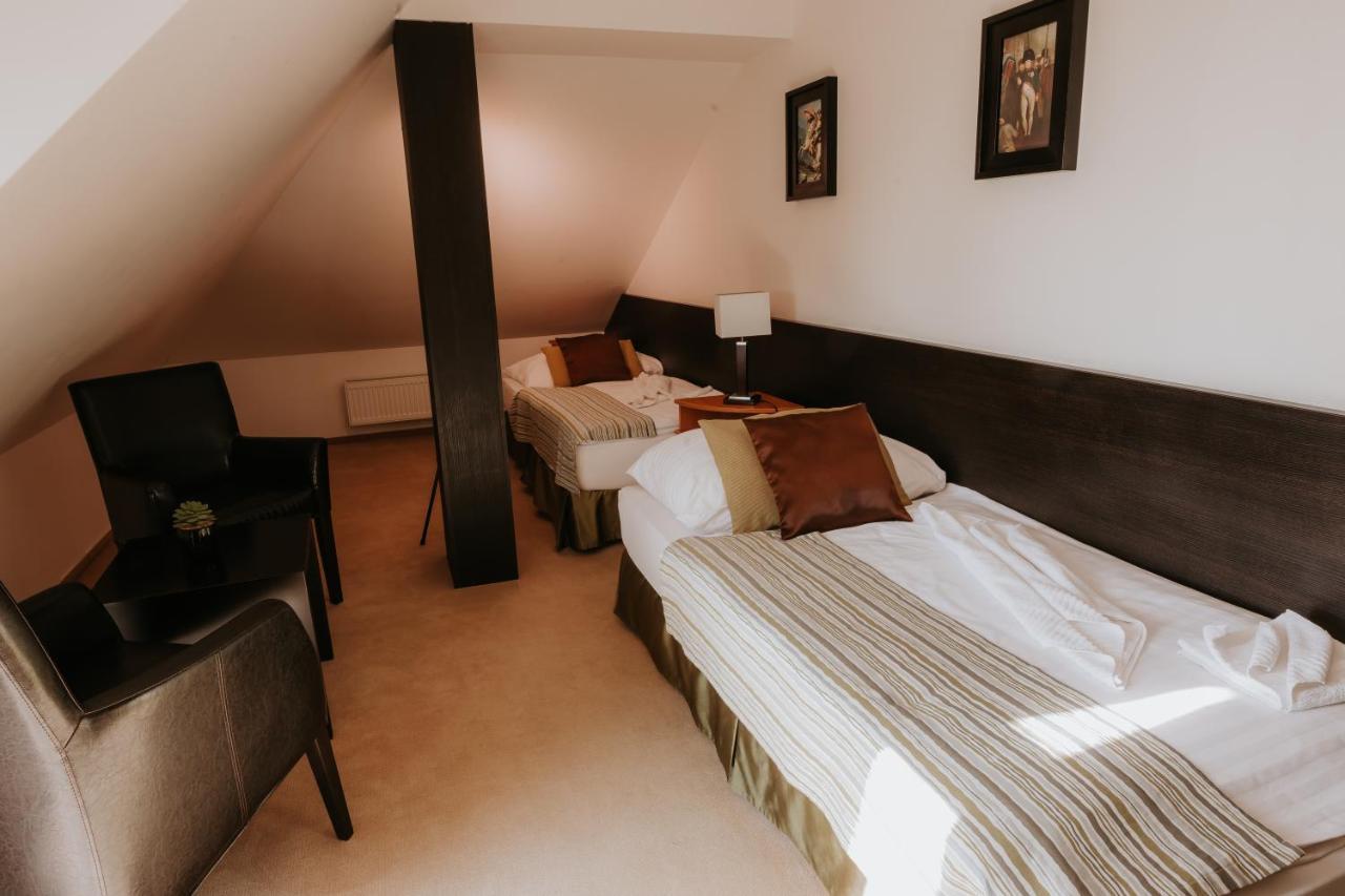 קושיצה Hotel Bonaparte מראה חיצוני תמונה
