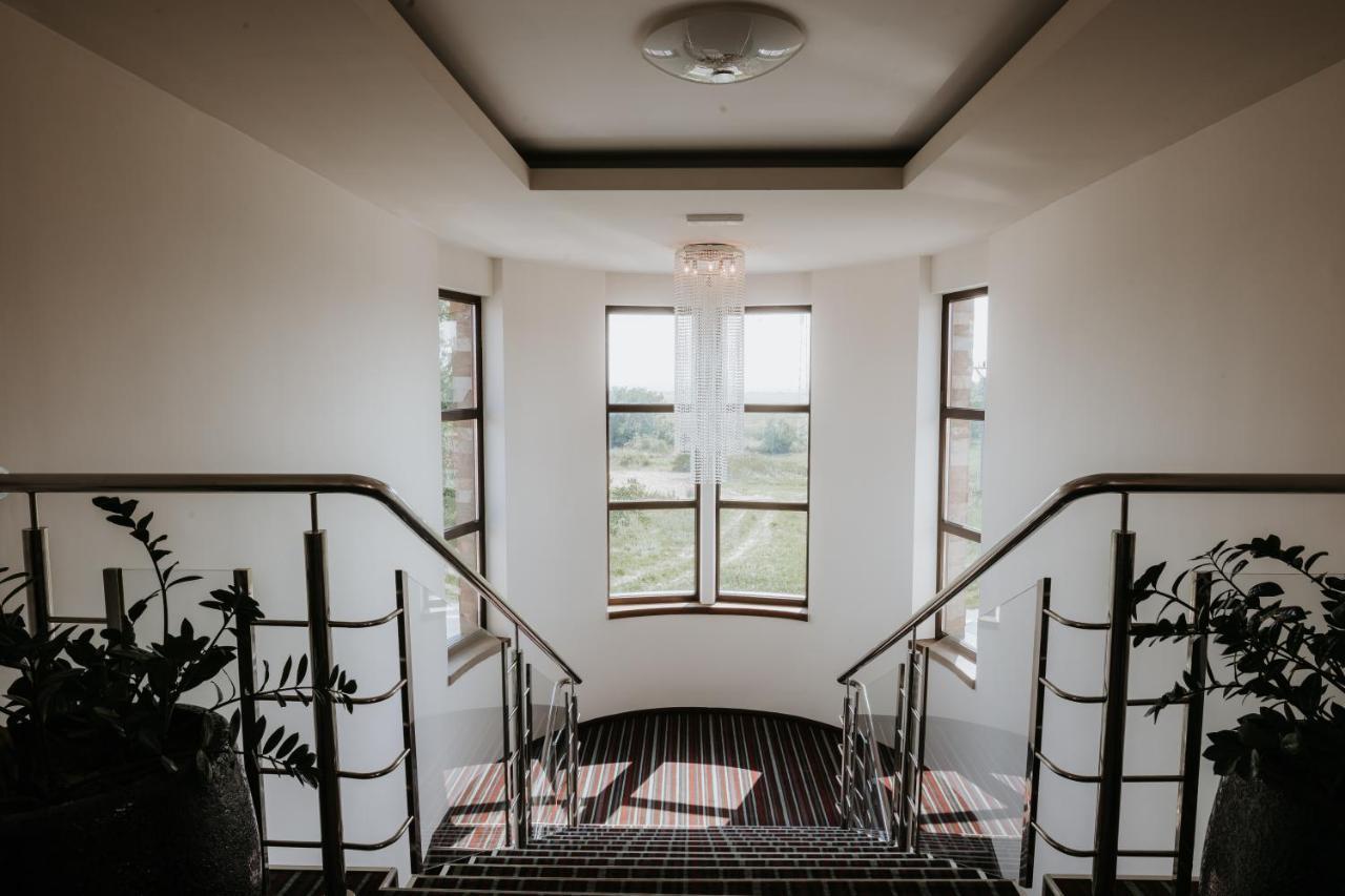 קושיצה Hotel Bonaparte מראה חיצוני תמונה