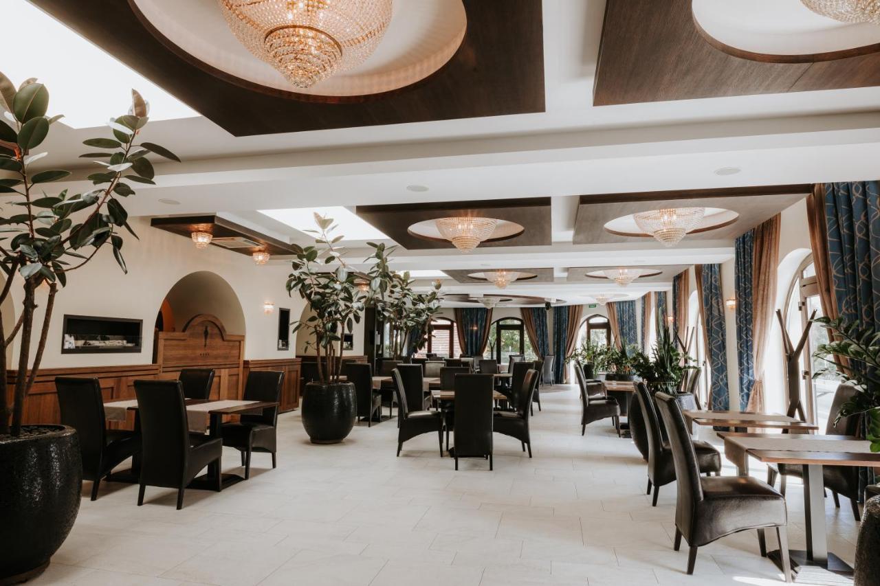 קושיצה Hotel Bonaparte מראה חיצוני תמונה