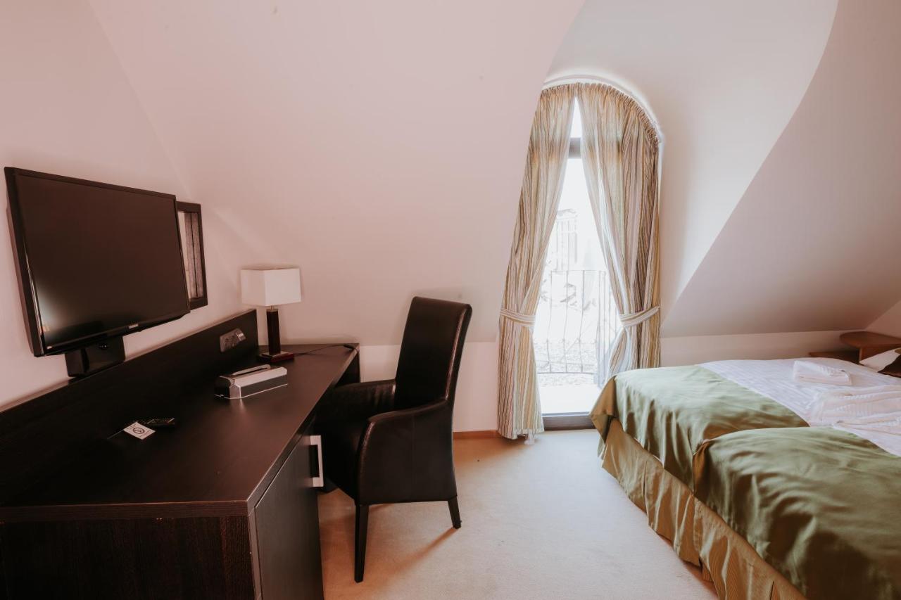 קושיצה Hotel Bonaparte מראה חיצוני תמונה