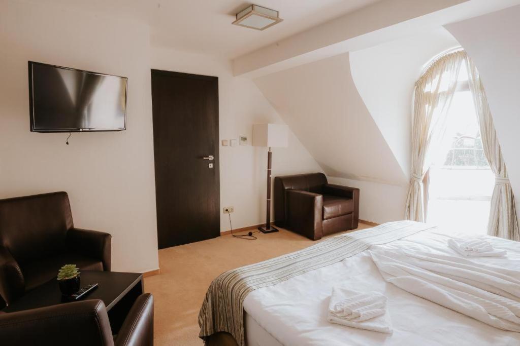 קושיצה Hotel Bonaparte מראה חיצוני תמונה